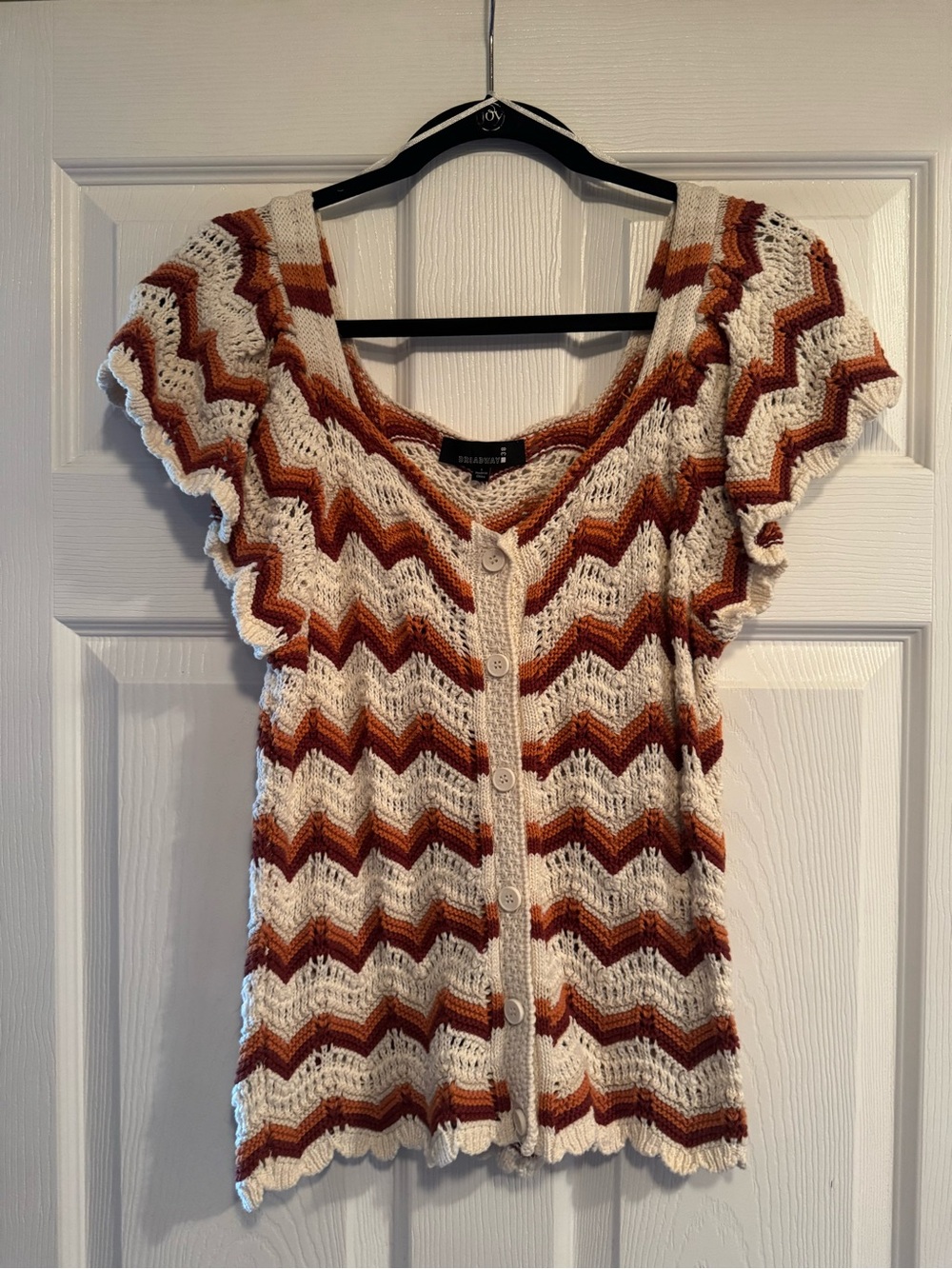 Broadway 38 Sz Large Crochet Chevron Button-Front Top in White and Rust